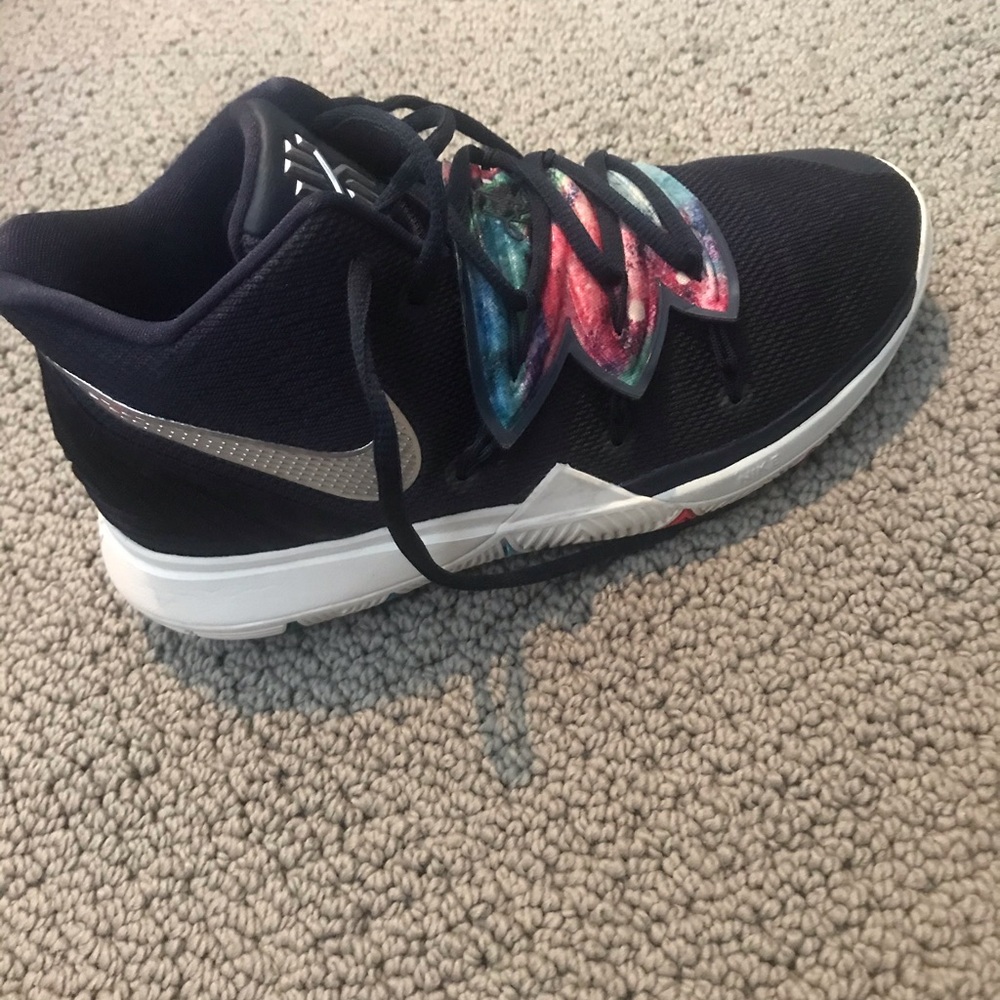 (Nike kyrie 5) excellent condition - Picture 4 of 5
